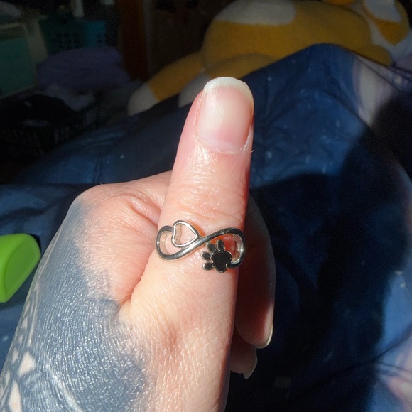 Paw infinity ring - Picture 2 of 5
